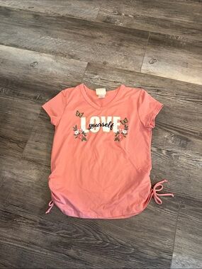 Jenna & Jessie Coral 'Love Yourself' Short Sleeve Top